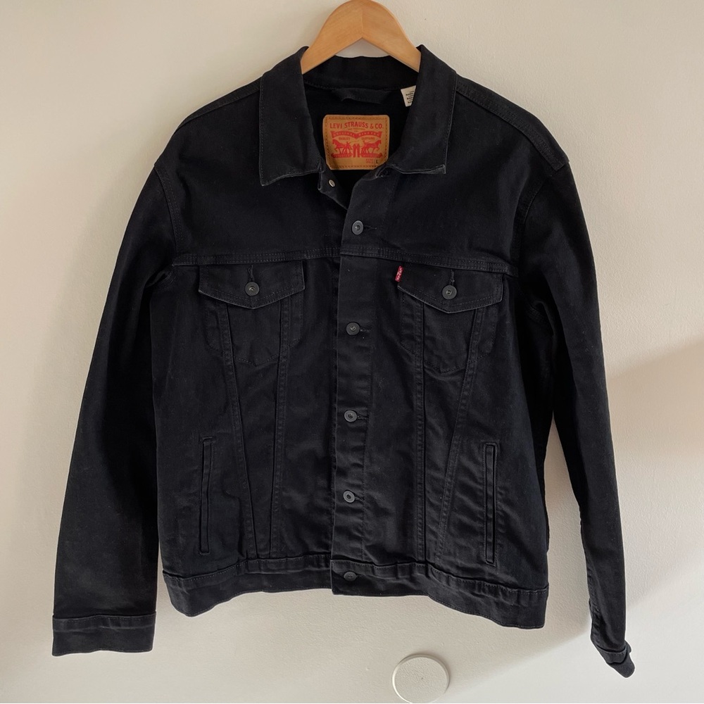 Levi Strauss & Co. Black Denim Jacket Black Hardware EUC Size Large